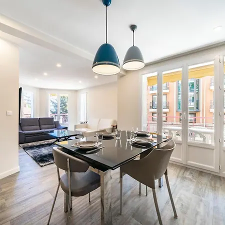 דירה Wonderful 1 Bedroom