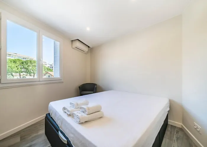 Wonderful 1 Bedroom *